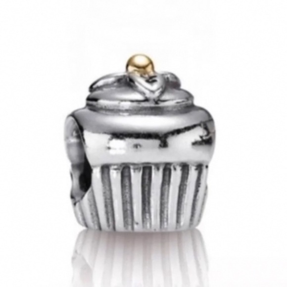 Pandora 925 & 14K Two Tone Bakery Cupcake Dessert Food Rare Retired Bead Charm - Picture 1 of 7